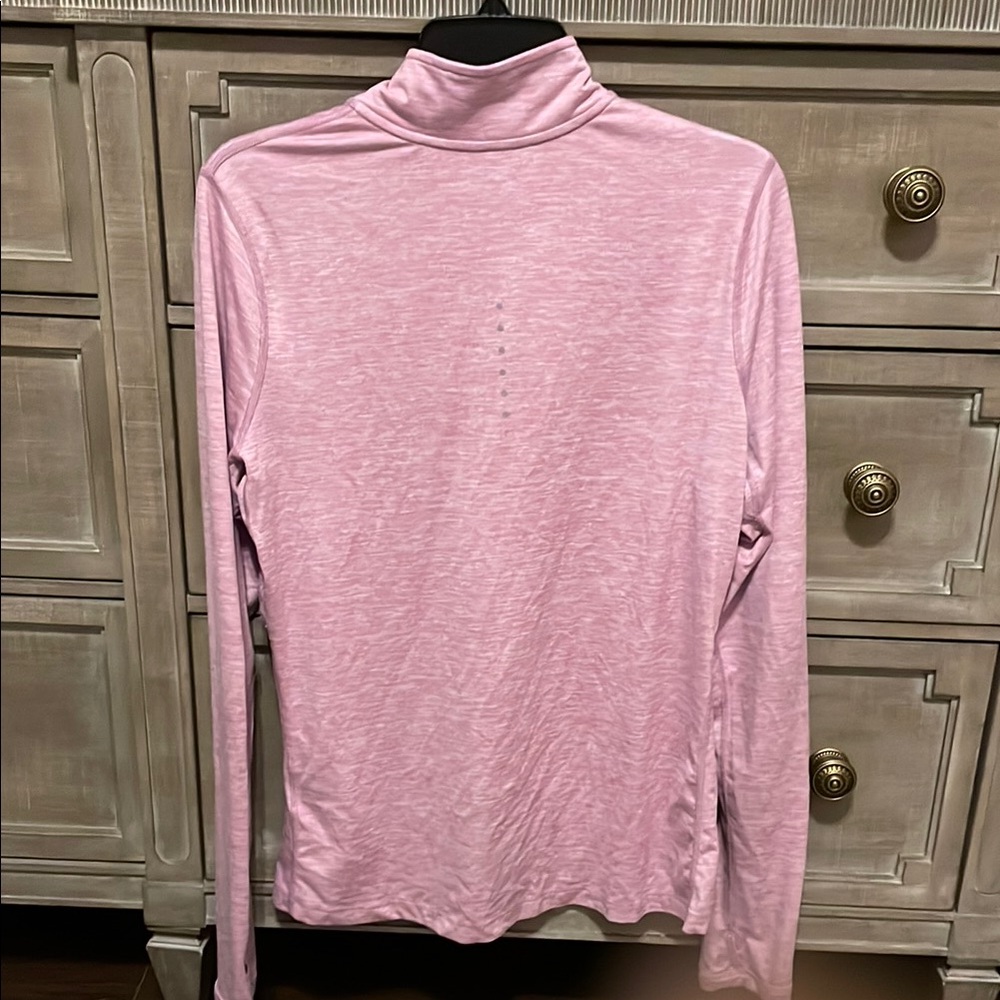 Nike Pink running shirt‎ with Long Sleeves size medium - Picture 4 of 6